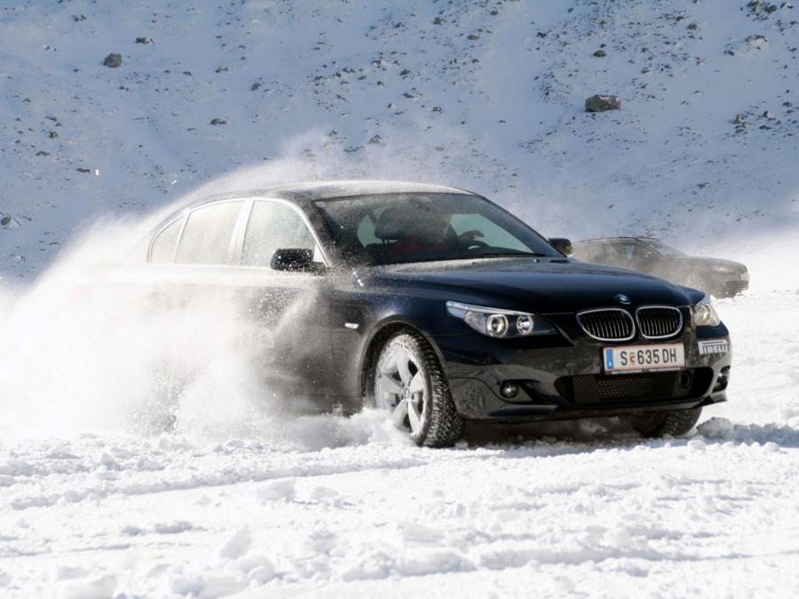  BMW 530xd Sedan M Sport Package 2005 года  (фото 4 из 7)